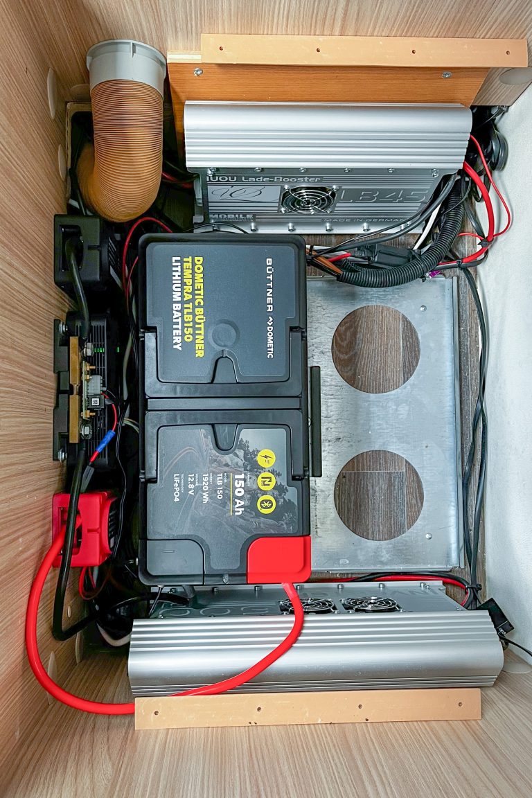 Batteriekasten Bürstner Nexxo T660 nach Umrüstung auf LiFePo4